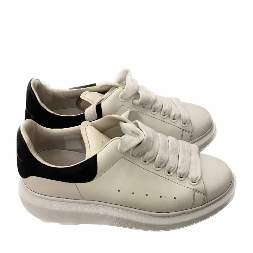 Alexander McQueen Oversized Sneaker White Leather Very good - Front View