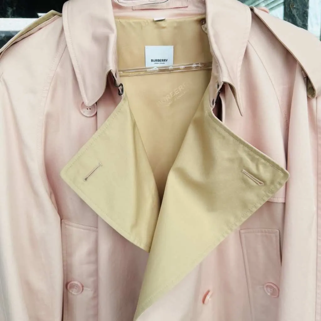 Burberry Coat Pink Cotton Never worn - Back View