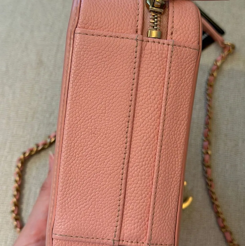 Chanel Vanity Case Pink Leather Very good - Inside View
