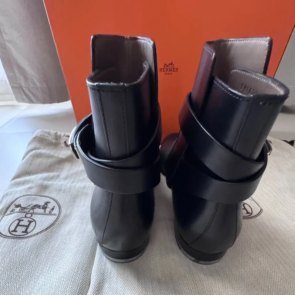 Hermès Neo Ankle Strap Boots Black Very good - Back View