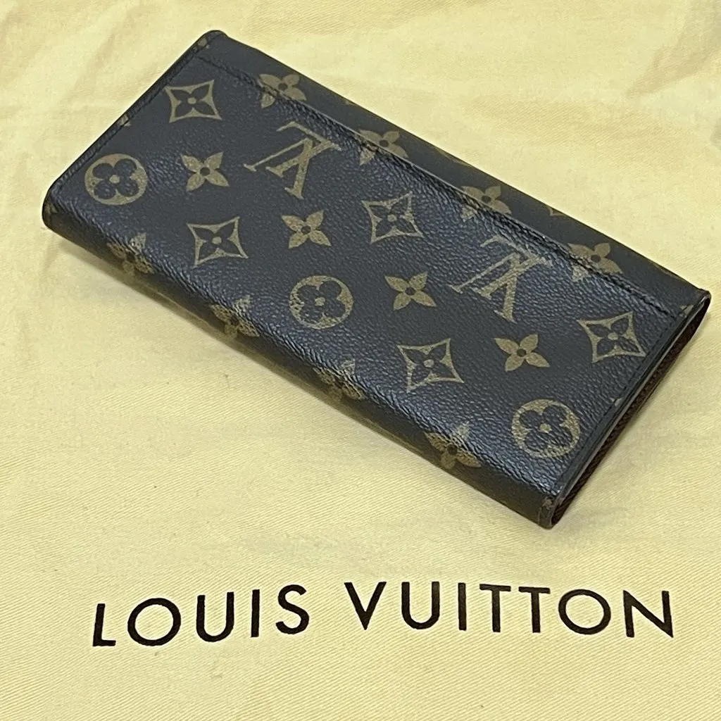 Louis Vuitton Sarah Brown Leather Good - Back View