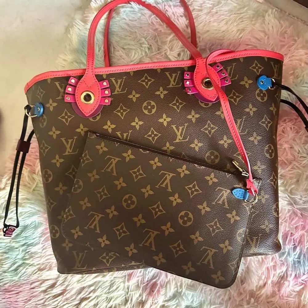 Louis Vuitton Neverfull Brown Canvas Silver Very good - Back View
