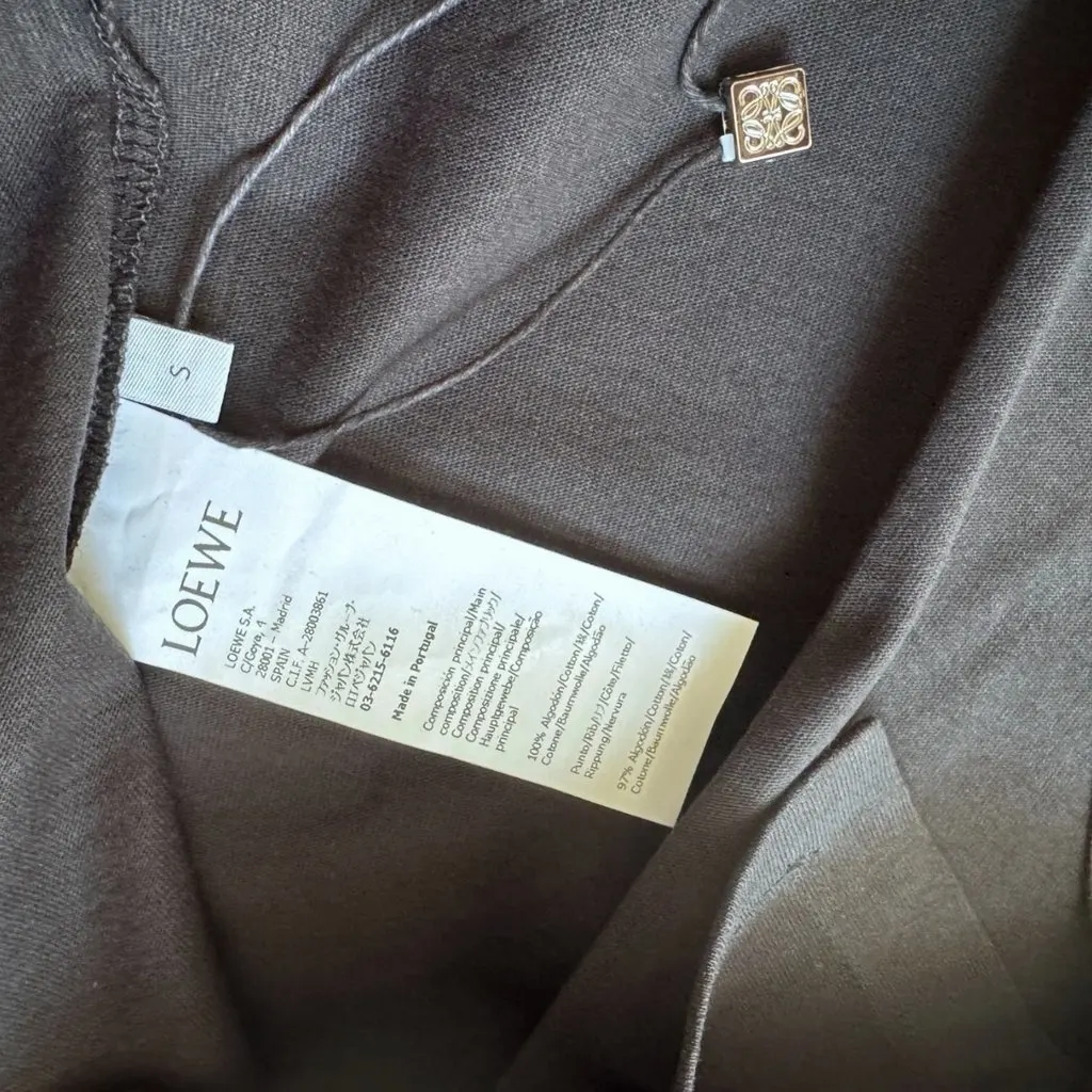 Loewe Loewe T-shirt Oversize Black Cotton Never worn, with tag - Model View
