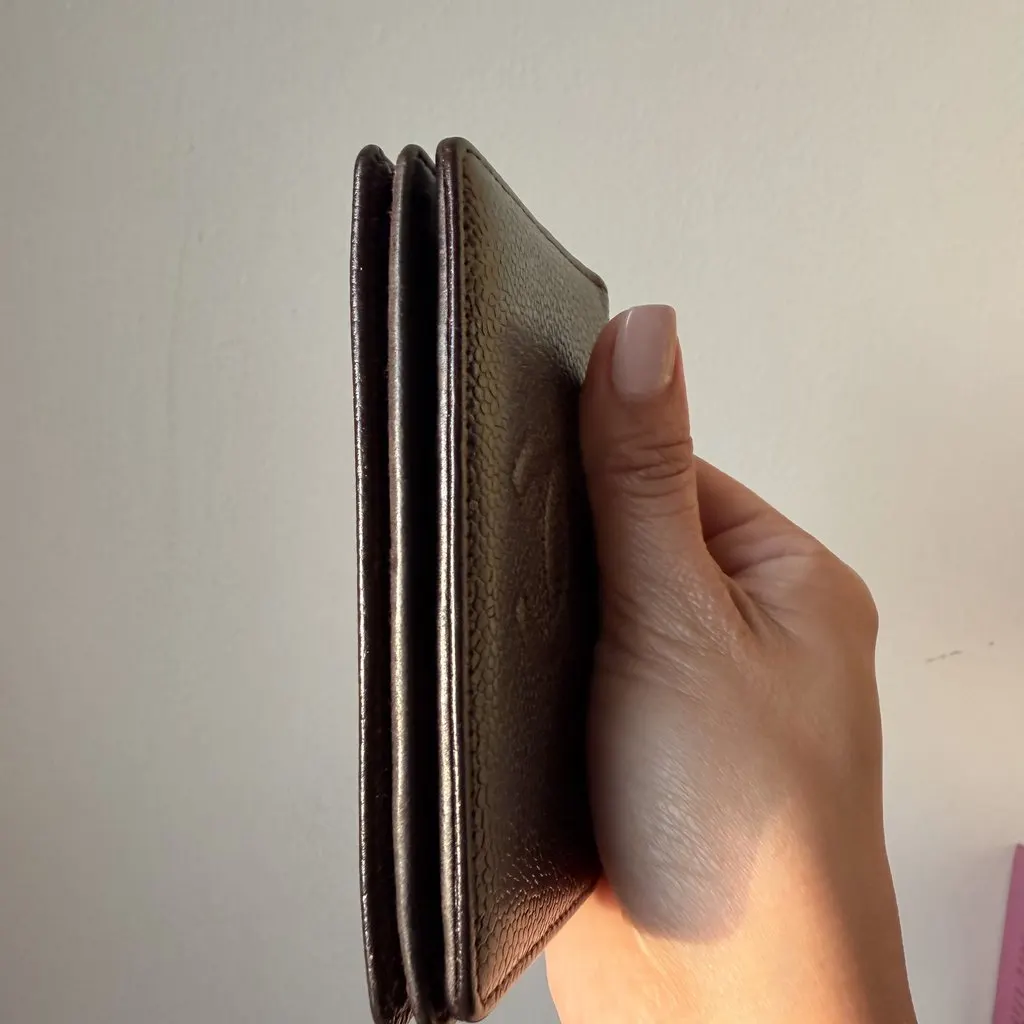Chanel Caviar Wallet Brown Good - Box View