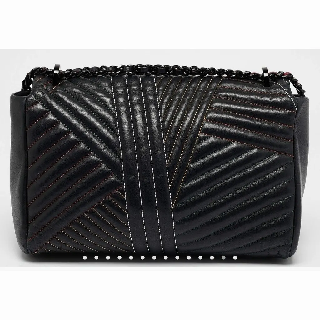 Carolina Herrera Leather Black And Pink Daily Use Bag Black Good - Back View