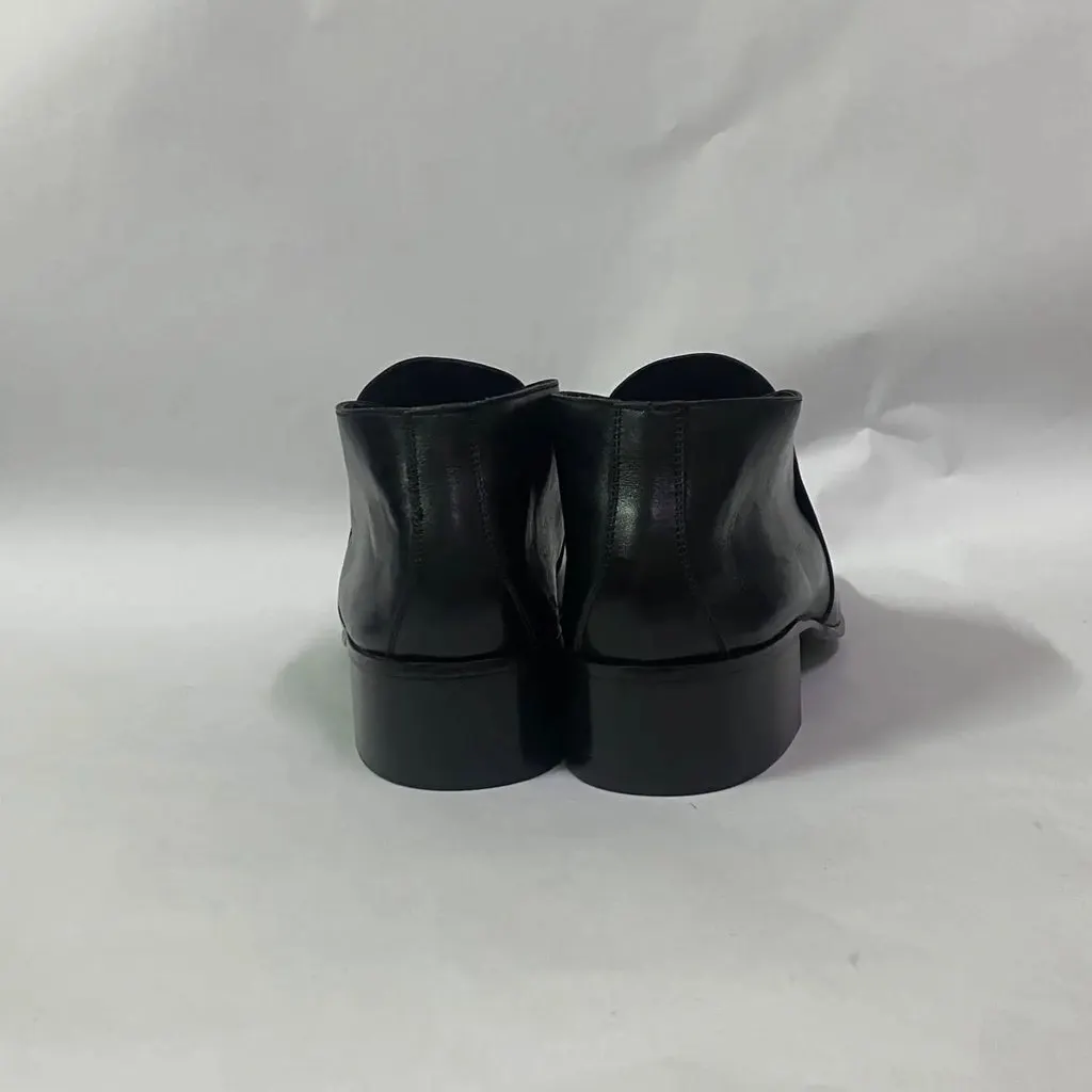 Bally Vintage Size 7 E Black Leather Never worn - Inside View