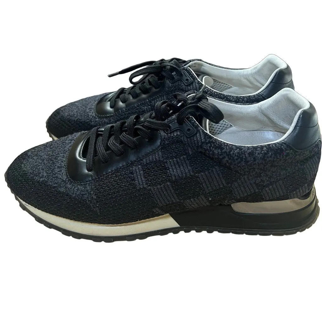 Louis Vuitton Run Away سنيكرز crafted أسود داميير تريكو fabric