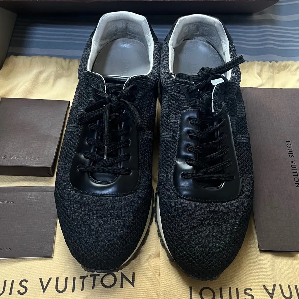 Louis Vuitton Run Away Sneakers crafted in black Damier knit fabric Black Very good - Inside View