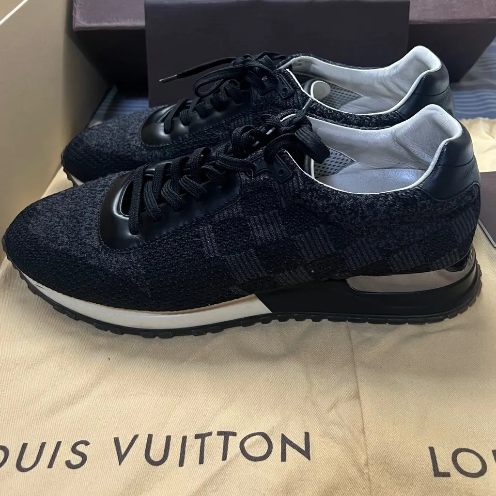 Louis Vuitton Run Away Sneakers crafted in black Damier knit fabric Black Very good - Model View