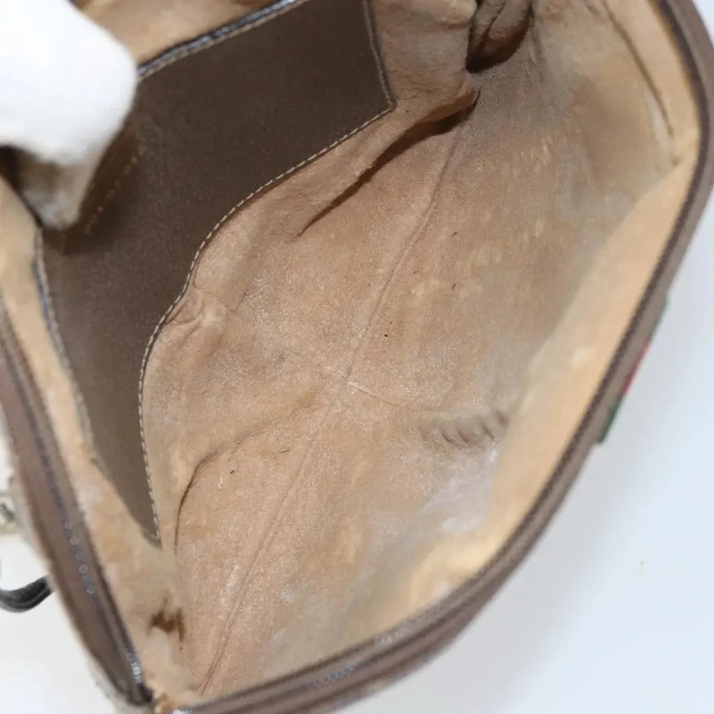 Gucci shoulder bag Beige Canvas Good - Model View