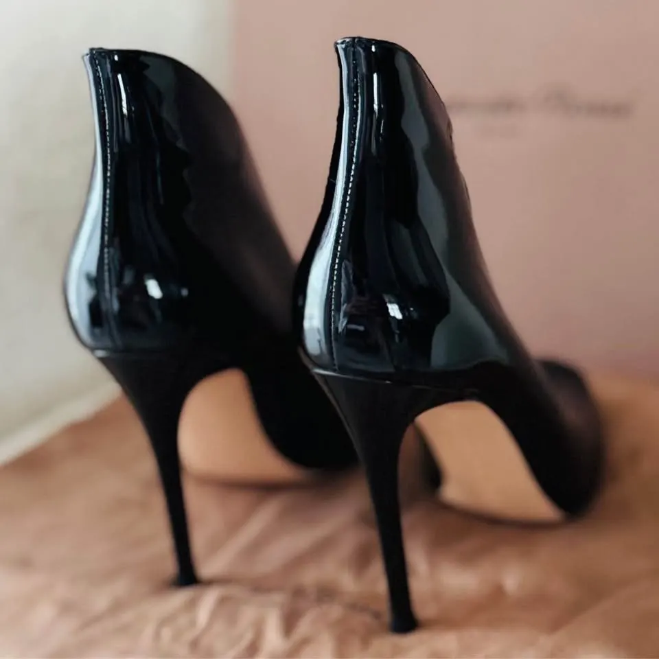 Gianvito Rossi ankle boots Black Leather Very good - Back View