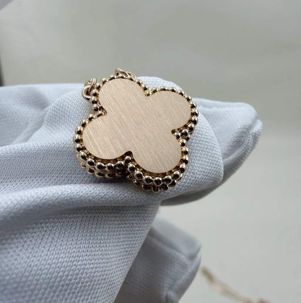 Van Cleef & Arpels Rare 2011 Holiday Limited Edition Alhambra Necklace Red Rose Gold Very good - Inside View