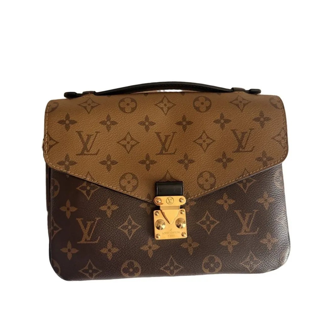 Louis Vuitton Pochette Metis