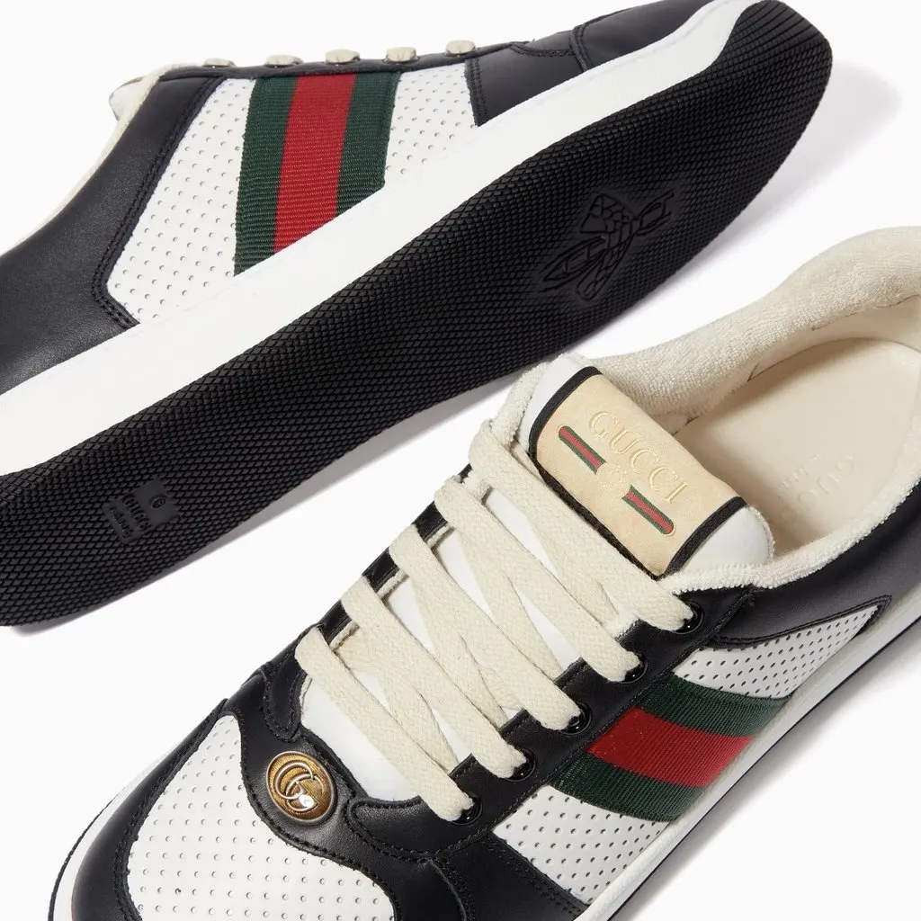 Gucci sneakers Black Never worn - Model View