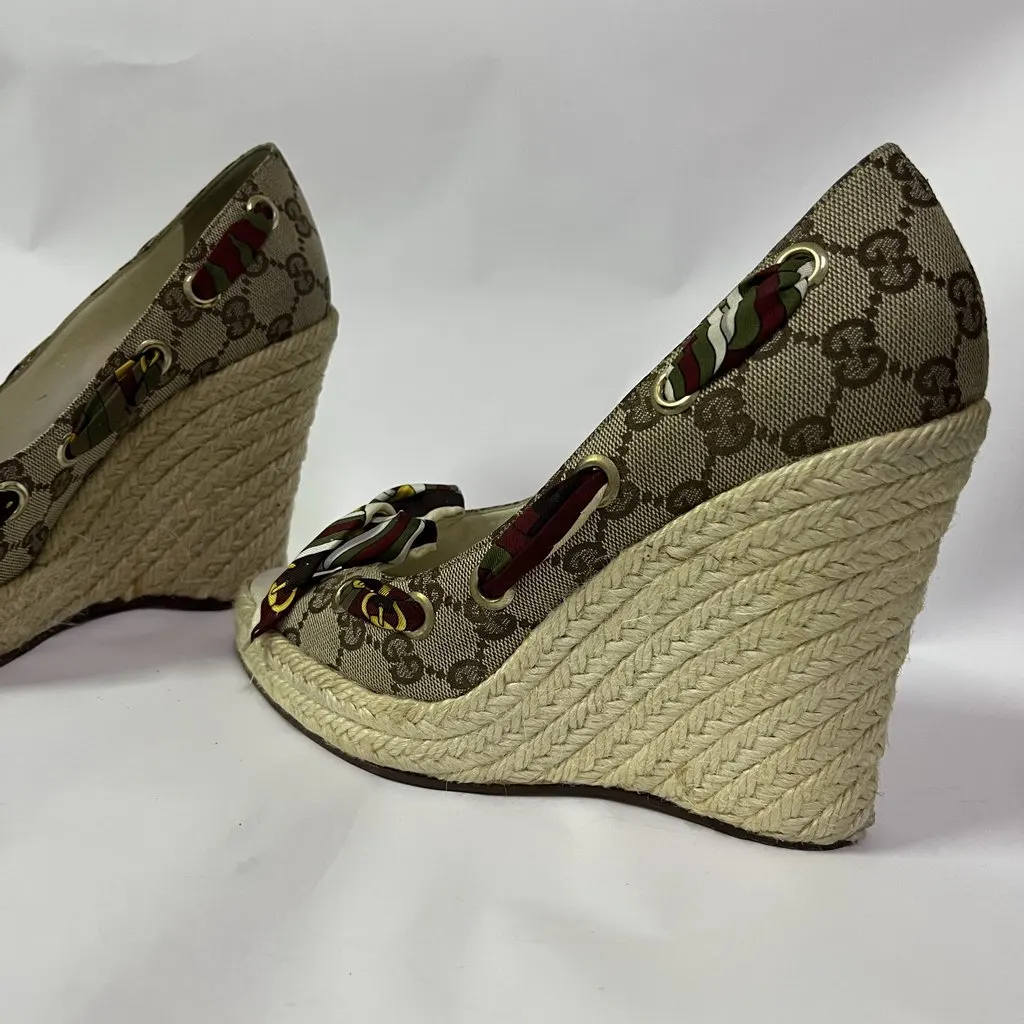 Gucci Gucci Beige GG Canvas Scarf Bow Peep Toe Wedge Pump  Size 38 MultiColor Good - Back View