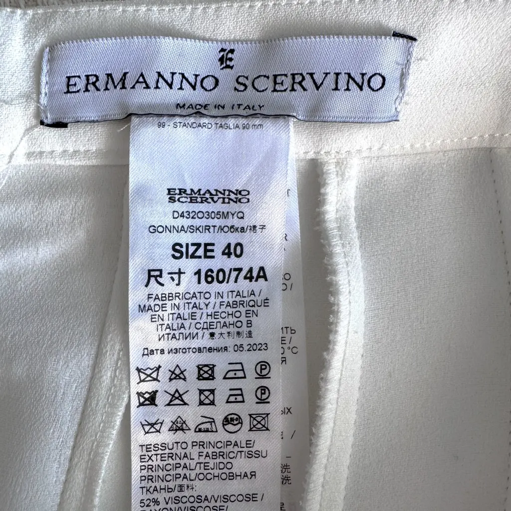 Ermanno Scervino Pleated skirt White Very good - Inside View