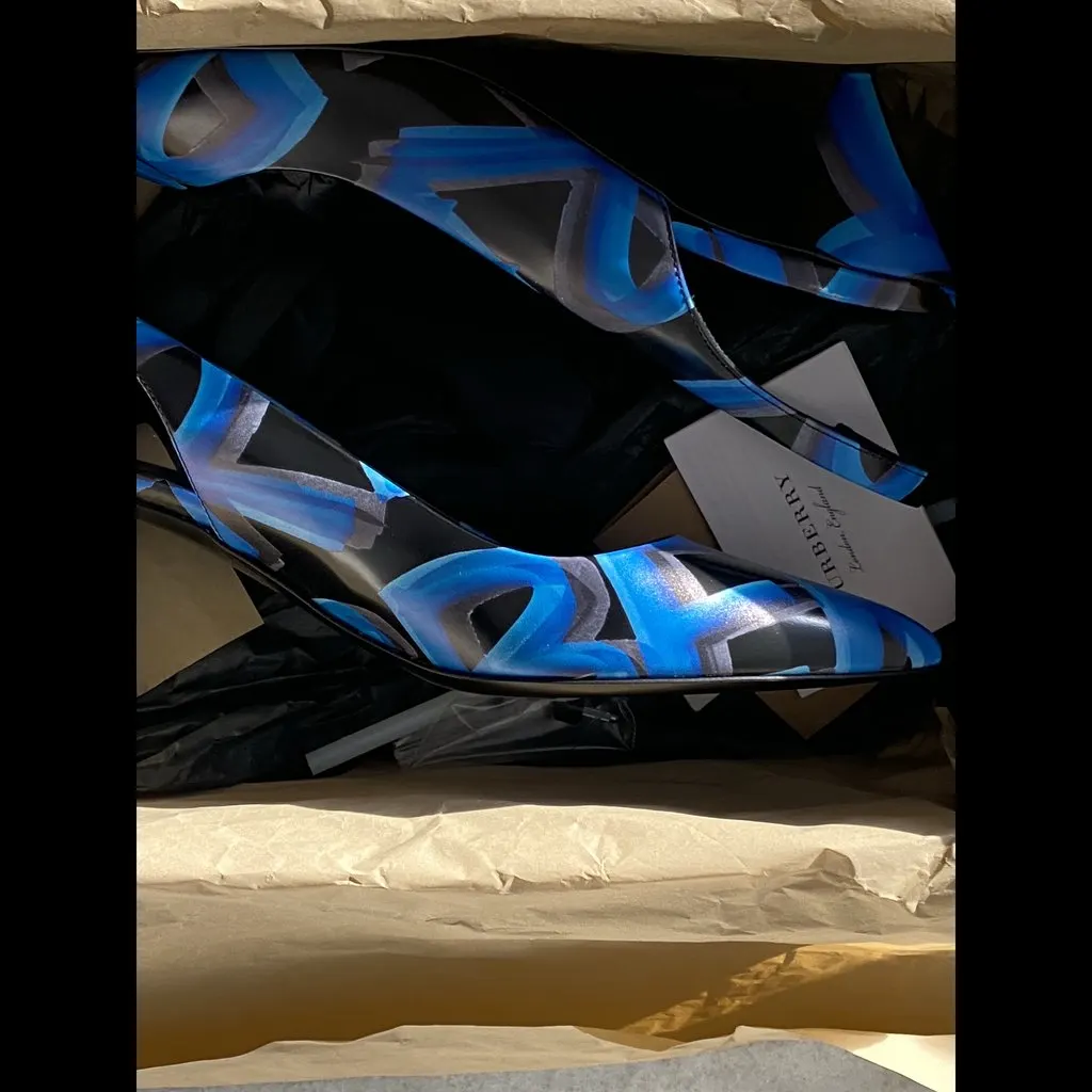 Burberry Burberry Slingback heel Blue Leather Never worn, with tag - Back View