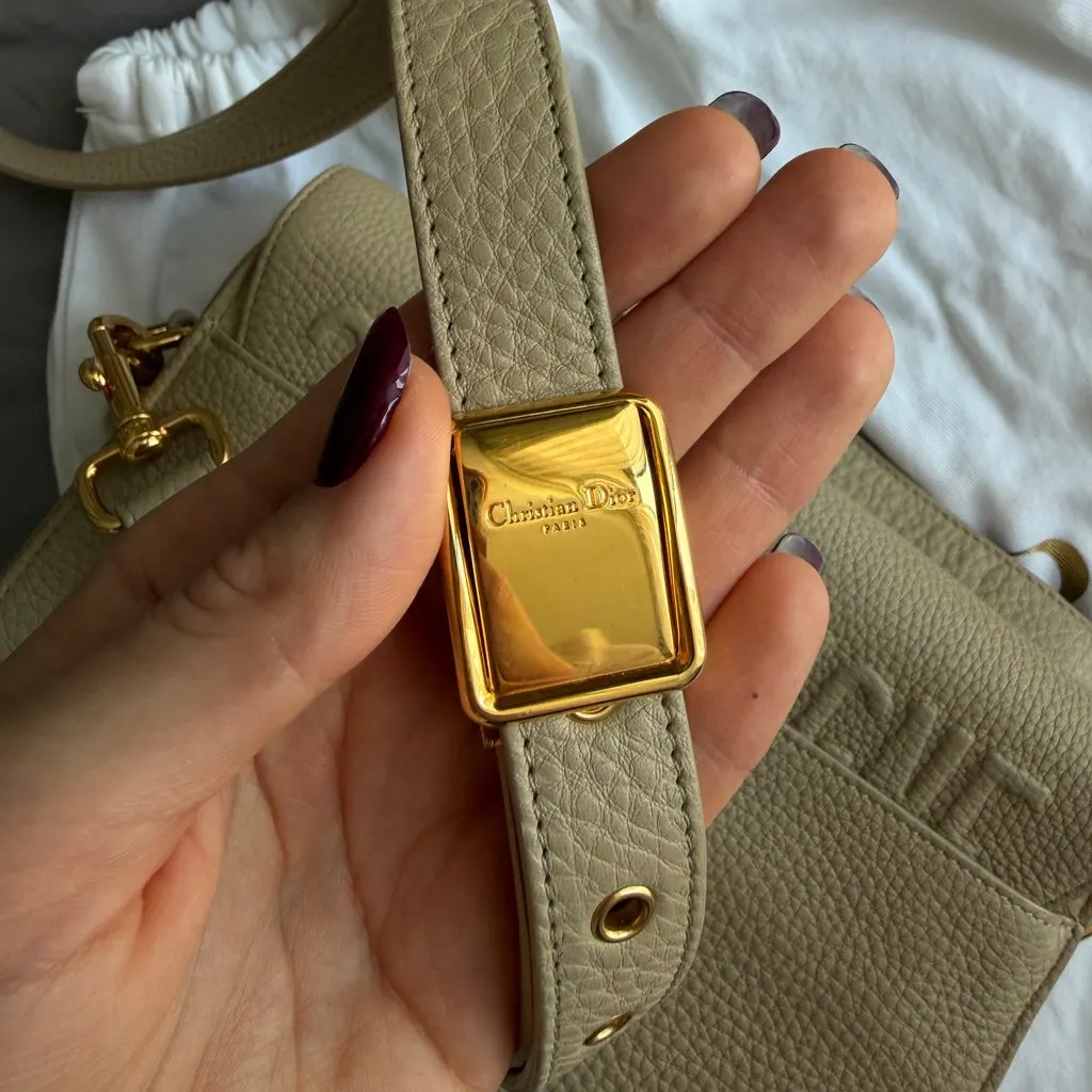 Dior Bobby Bag Ecru Leather Very good - Box View