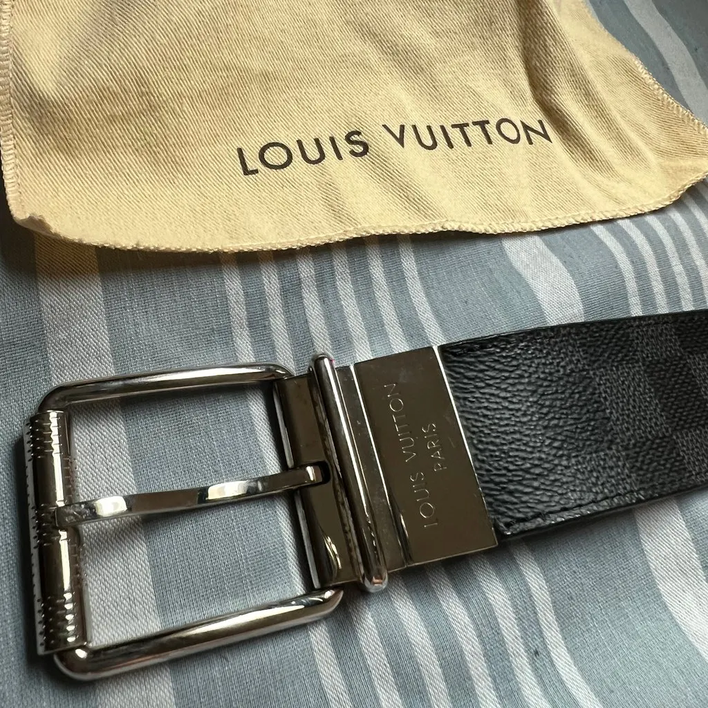 Louis Vuitton Damier Graphite canvas belt silver-tone metal pin buckle Black Leather Good - Box View