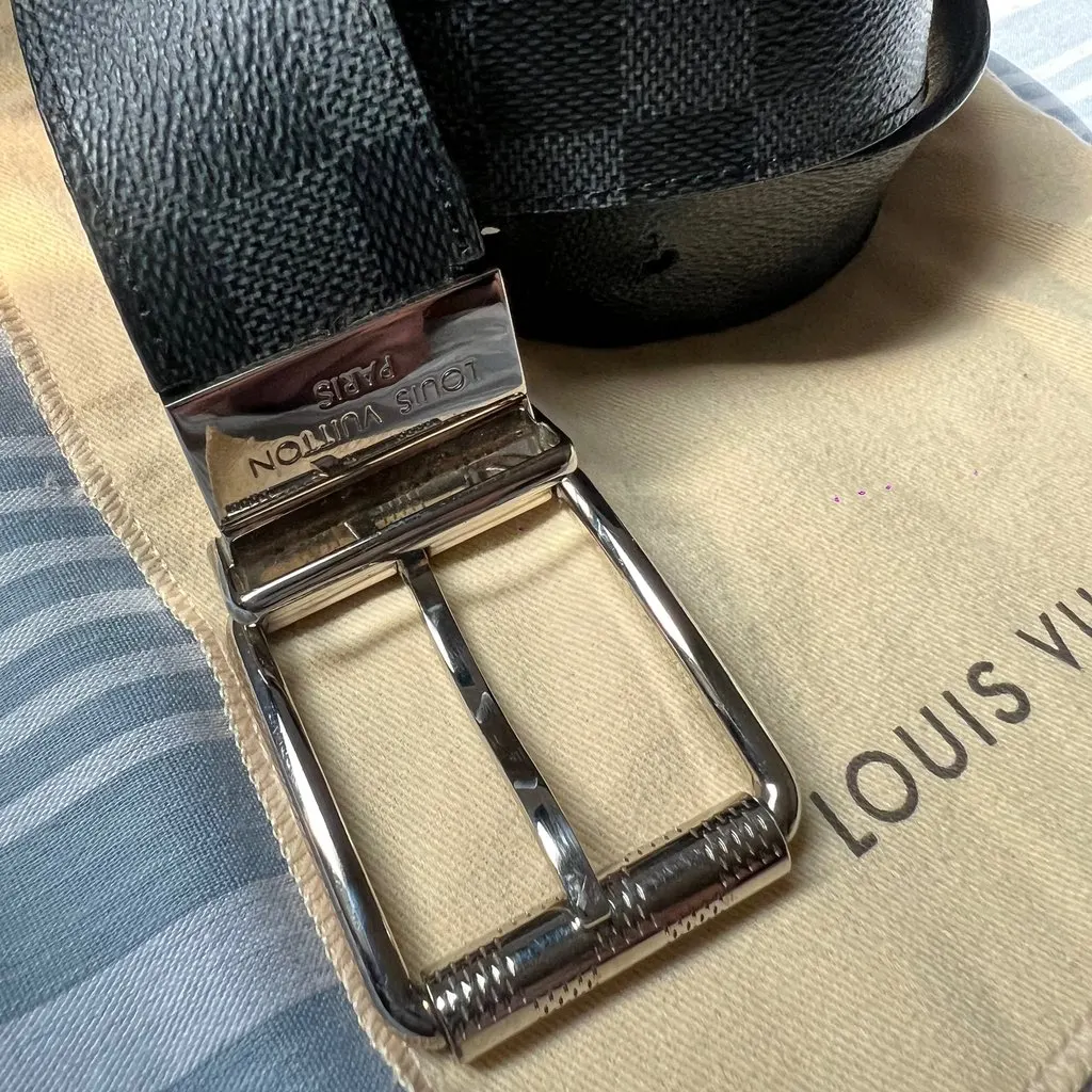 Louis Vuitton Damier Graphite canvas belt silver-tone metal pin buckle Black Leather Good - Model View
