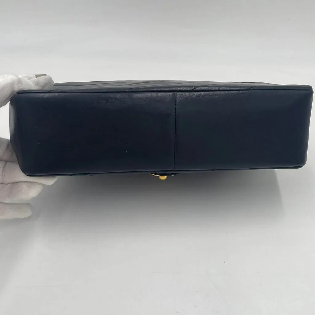 Chanel Classic Black Very good - Inside View