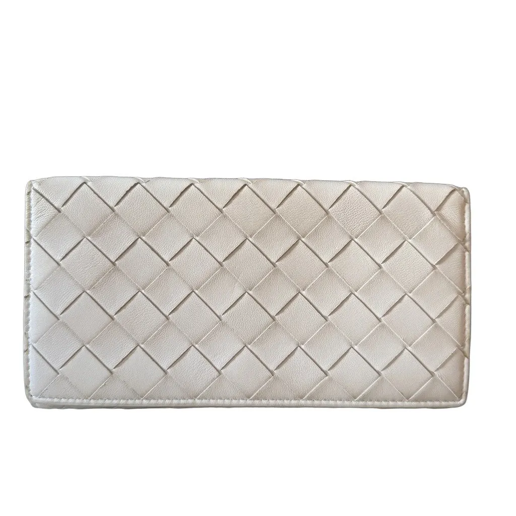 Bottega Veneta White Intrecciato French Long Wallet White Leather Very good - Front View