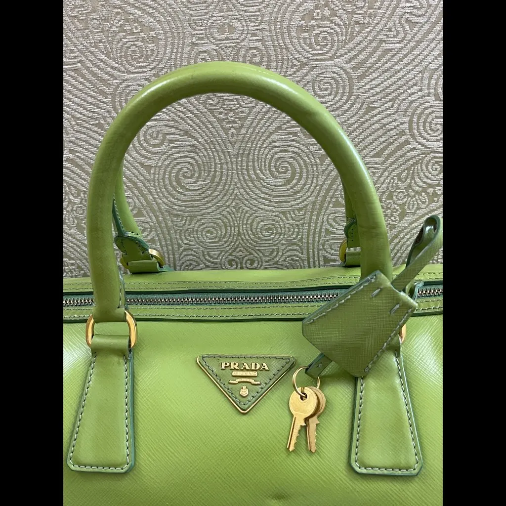 Prada Green Saffiano Boston Bag Green Leather Very good - Back View