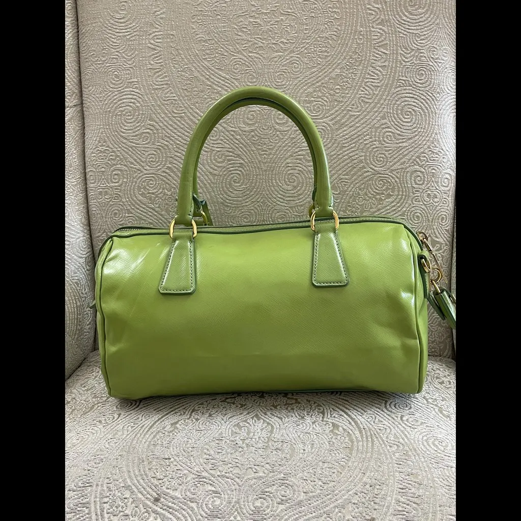 Prada Green Saffiano Boston Bag Green Leather Very good - Inside View