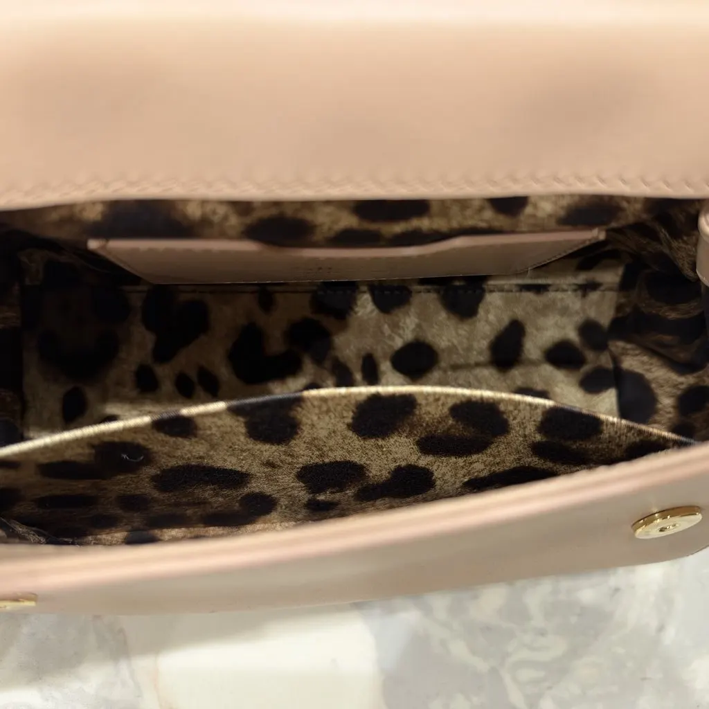 Dolce & Gabbana Good Condition One Time Used Beige Silk Very good - Model View