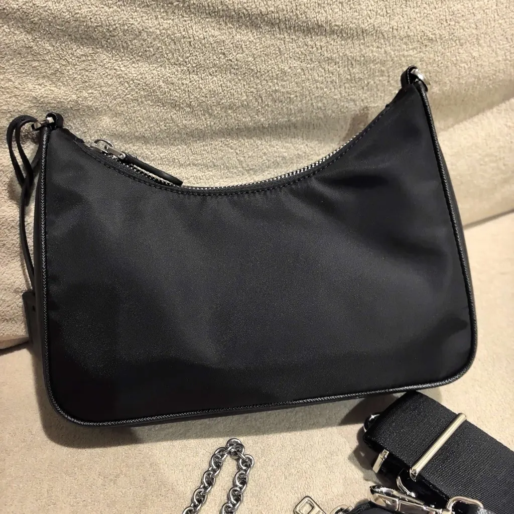 Prada prada 2005 Black Never worn - Back View