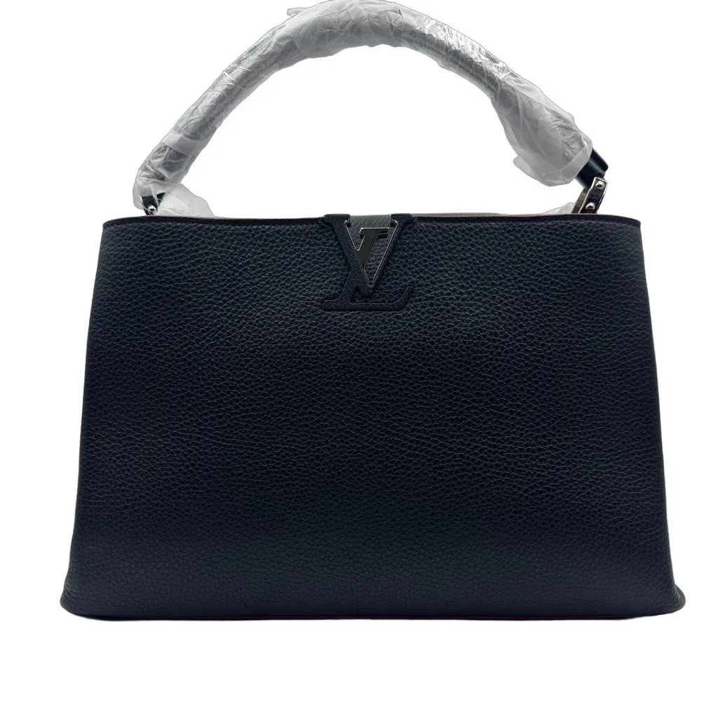 Louis Vuitton Capucines Black Good - Front View