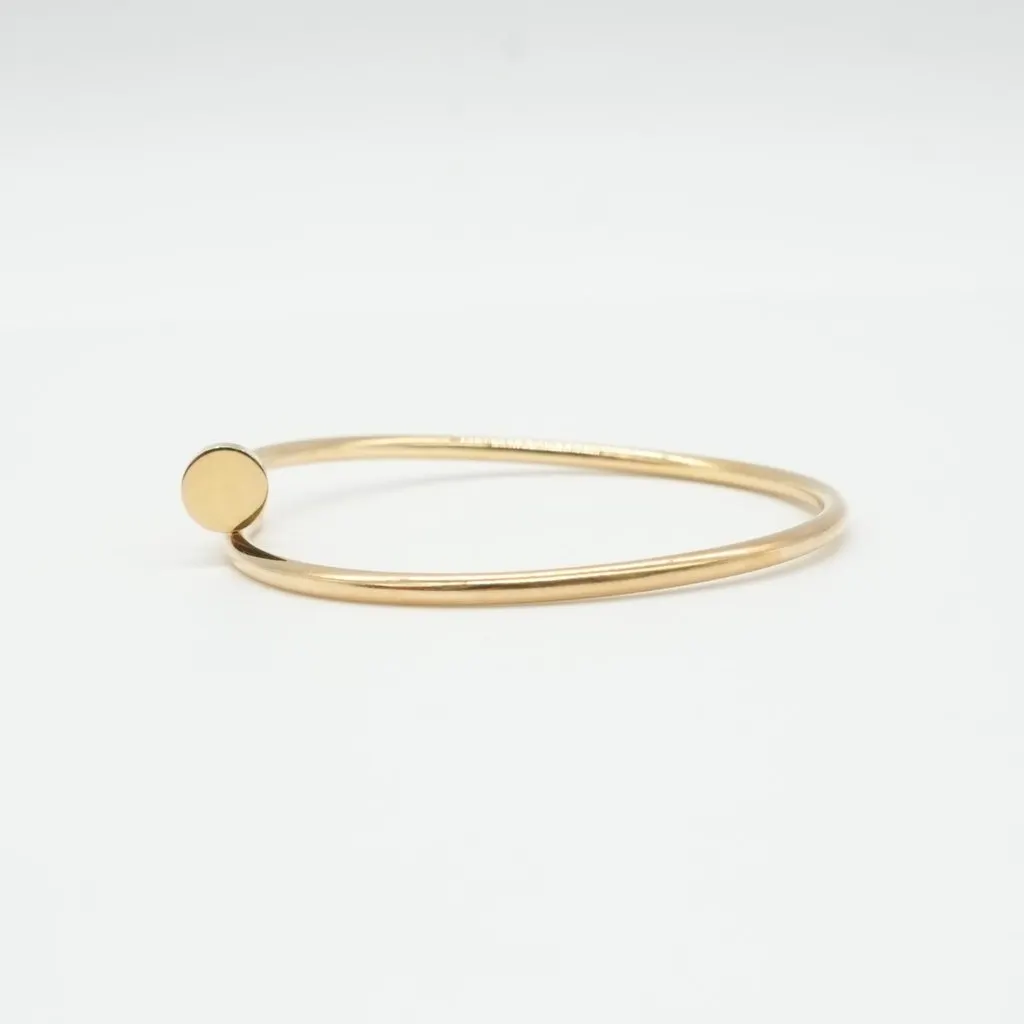 Cartier Juste Un Clou Bracelet, Small Model, 18K Yellow Gold 9.6g Gold Gold Good - Model View
