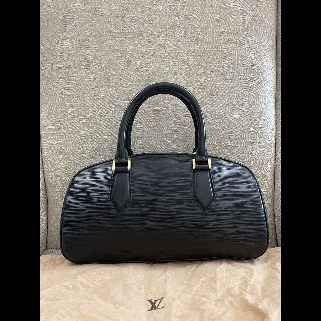 Louis Vuitton Black Epi Leather Jasmin Black Leather Good - Inside View