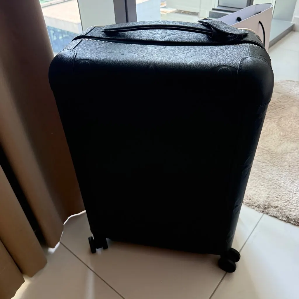 Louis Vuitton Carry on Black Leather Never worn, with tag - Inside View