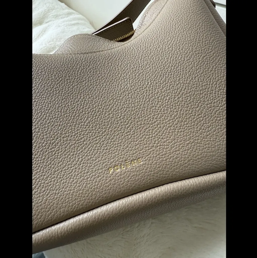 Polene Umi Shoulder Bag Camel Leather Very good - Model View