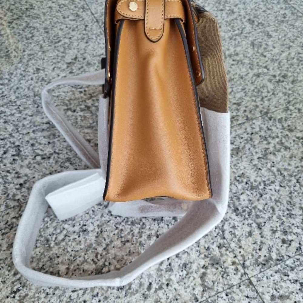 Fendi Flip Leather Bag - 3