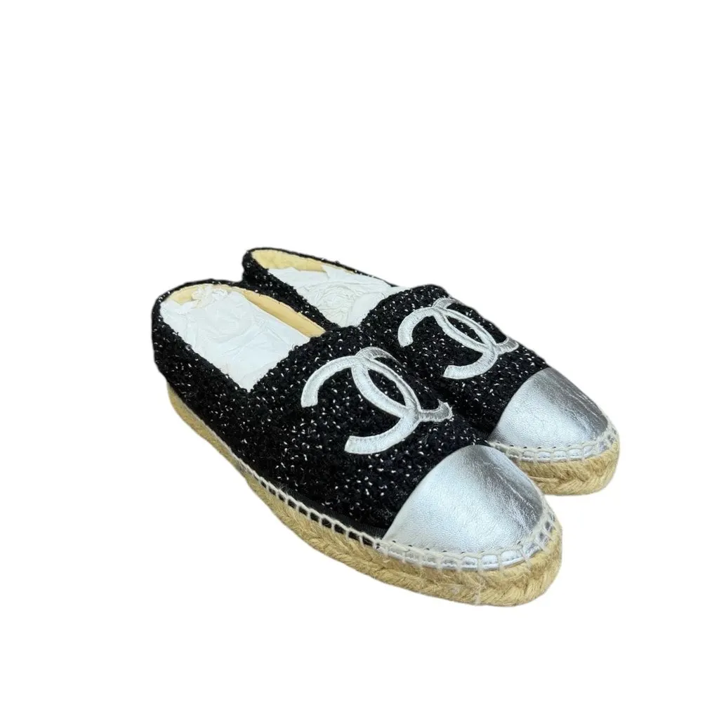 Chanel Chanel Metallic Lambskin Tweed CC Espadrilles 38 Black Silver Black Tweed Good - Box View