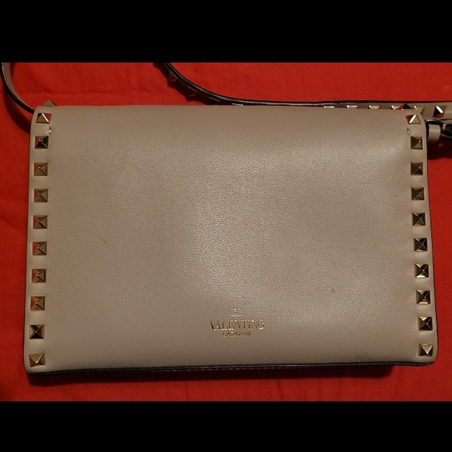 Valentino Garavani Rockstud Shoulder Bag - Back view