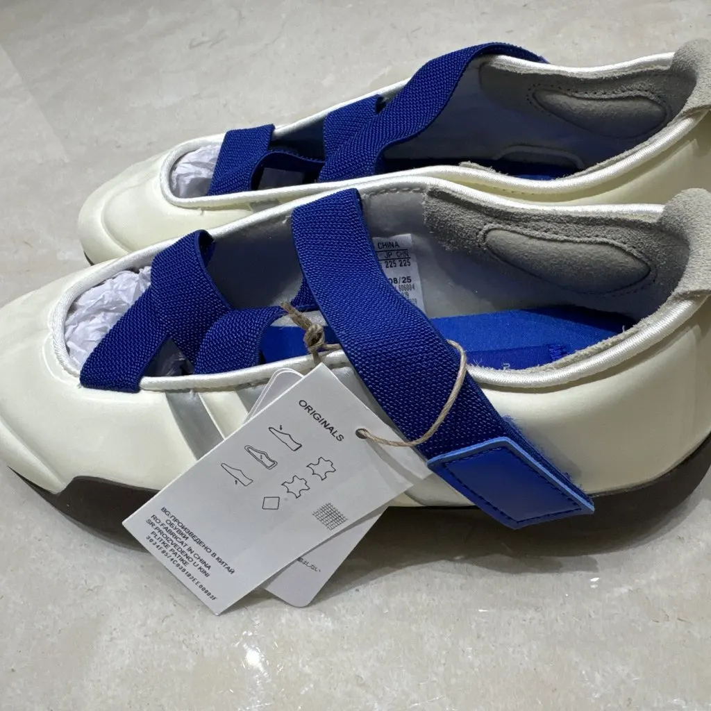 Adidas Teakwondo Shoes MultiColor Leather Never worn, with tag - Back View