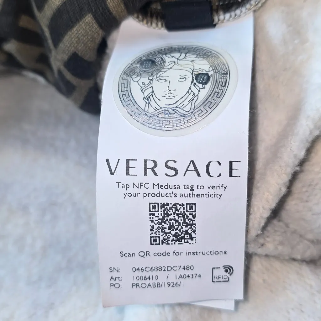 Versace Fendi X Versace MultiColor Cotton Very good - Model View