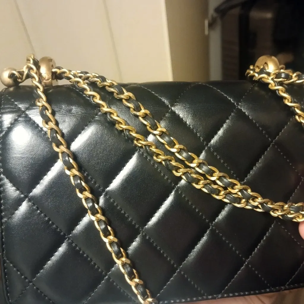 Chanel Flap Bag Black Leather Very good - Back View