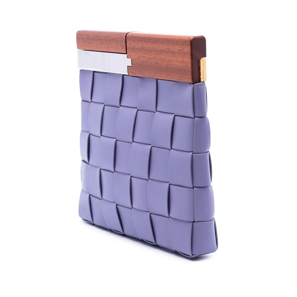 Bottega Veneta Lambskin Maxi Intrecciato The Snap Clutch Purple Leather Very good - Back View
