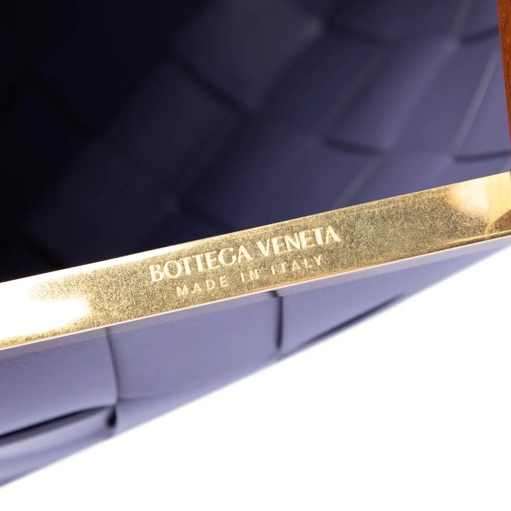 Bottega Veneta Lambskin Maxi Intrecciato The Snap Clutch Purple Leather Very good - Box View