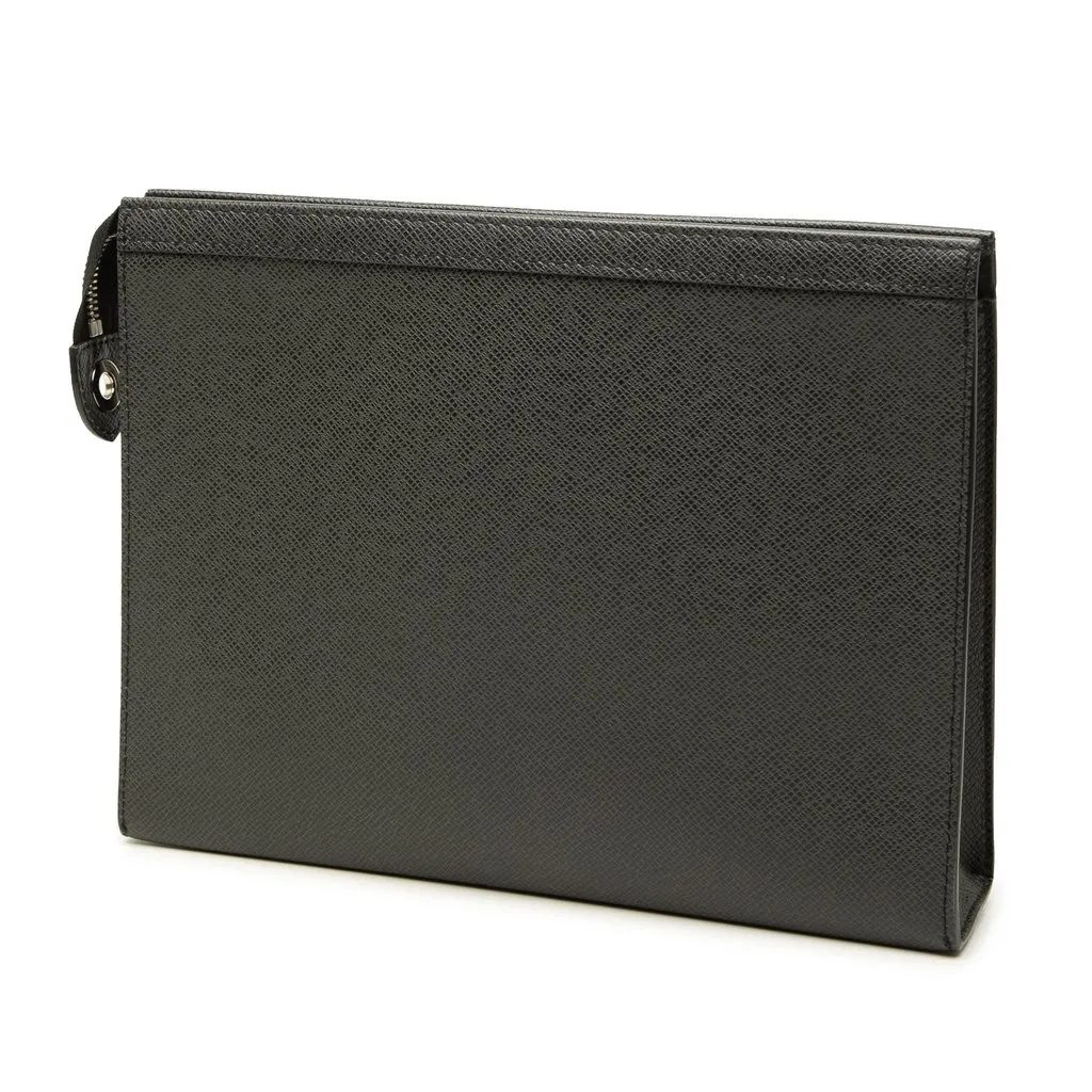 Louis Vuitton Taiga Pochette Voyage MM Black Leather Very good - Back View