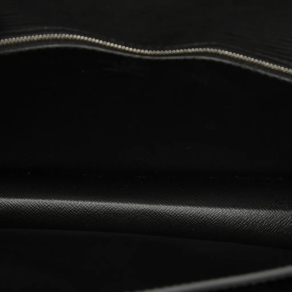 Louis Vuitton Epi Pochette Sellier Dragonne Black Leather Very good - Model View