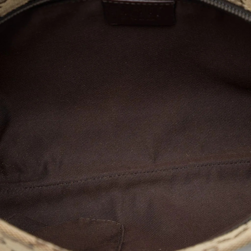 Gucci GG Canvas Web Crossbody Beige Very good - Model View