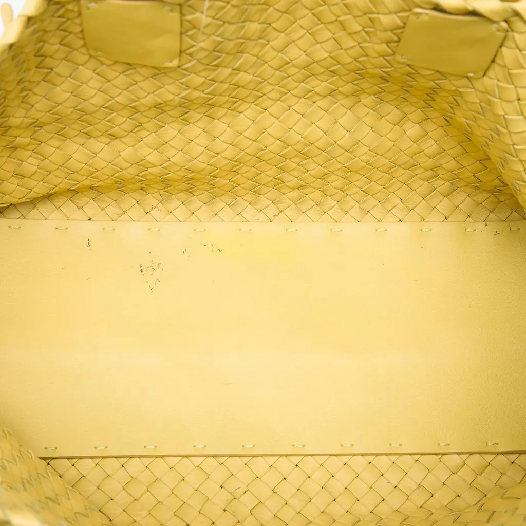 Bottega Veneta Medium Nappa Intrecciato Poussin Paillettes Cabat Tote Yellow Leather Good - Model View