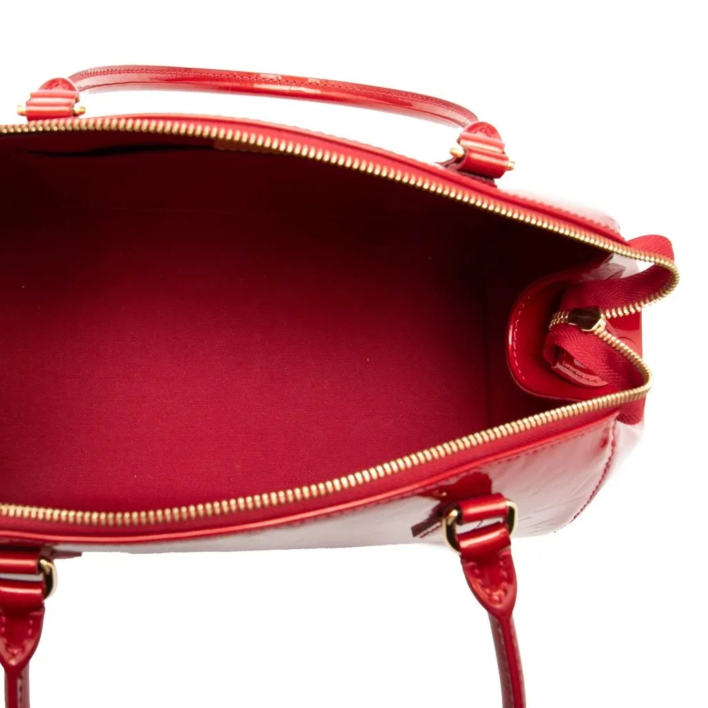 Louis Vuitton Monogram Vernis Sherwood PM Red Leather Good - Model View