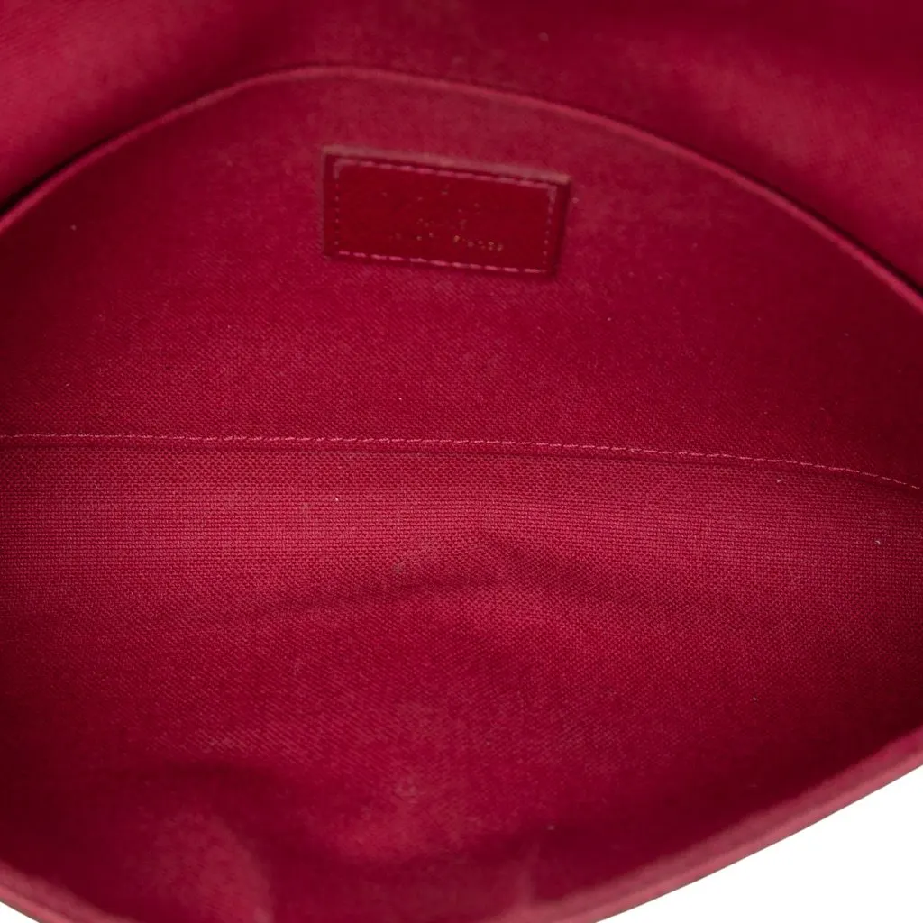 Louis Vuitton Monogram Pochette Felicie Brown Canvas Good - Model View