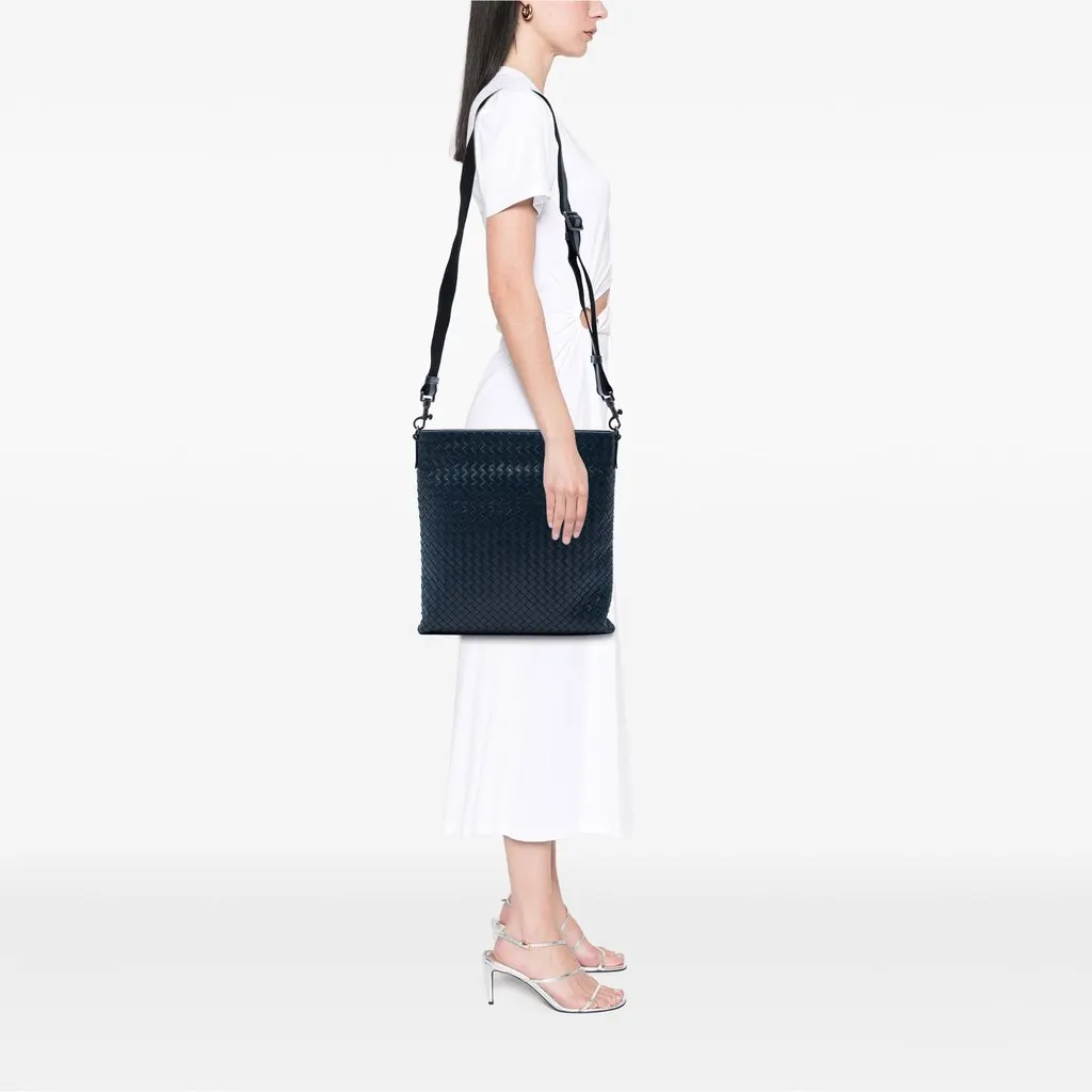 Bottega Veneta Nappa Intrecciato VN Crossbody Blue Leather Very good - Box View